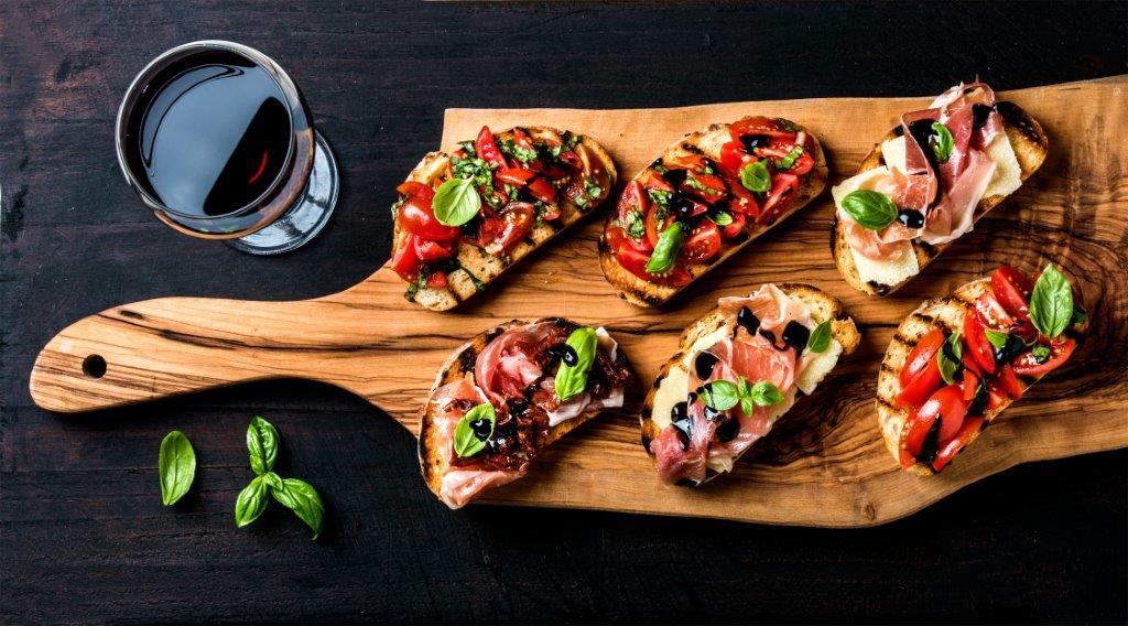 Italská Bruschetta na 4 způsobů se čerstvými bylinkami