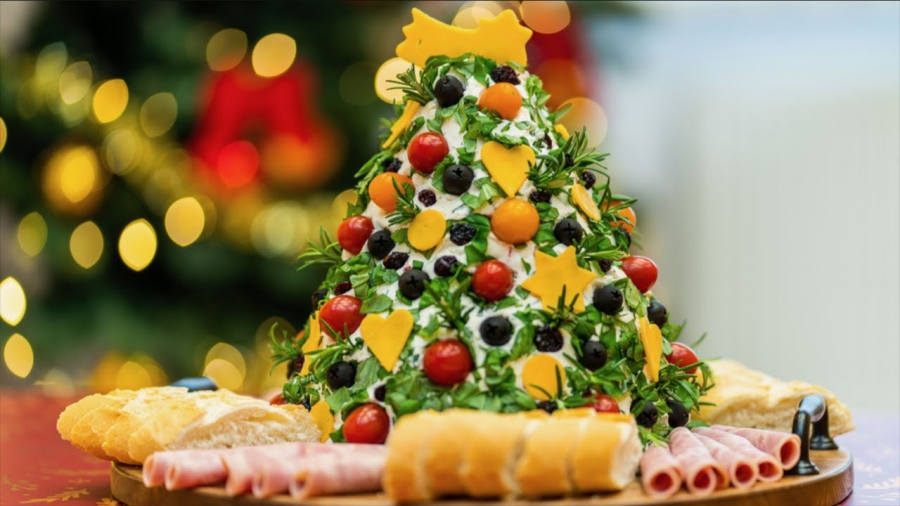 Sýrová pomazánka  ve tvaru vánočního stromečku  dokonalý slavnostní předkrm