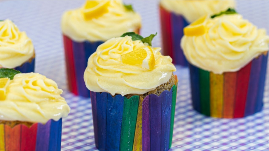 Nejlepší Mákové cupcakes s citronovým krémem – Vařte s Majklem